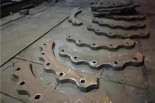 Large Thick Wear Plate Flame Cut Components Custom Drawing Processing Manufacturer